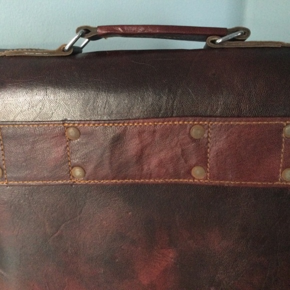 Handmade World Brown Vintage Leather Backpack - Picture 6 of 16